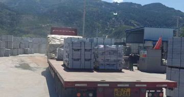 吕梁 芝麻白仿形路沿石，直形路沿石