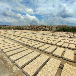 吕梁 黄金麻荔枝面花岗岩石材地铺石防护中