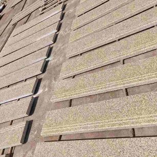 吕梁 黄金麻花岗岩光面楼梯踏步