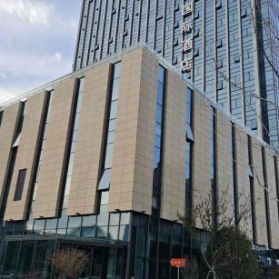 吕梁 黄金麻花岗岩外墙干挂