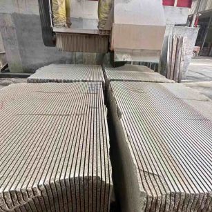 吕梁 车间生产日常，黄金麻白麻花岗岩