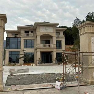 吕梁 黄金麻花岗岩别墅雕花外墙干挂配上门口雕花罗马柱