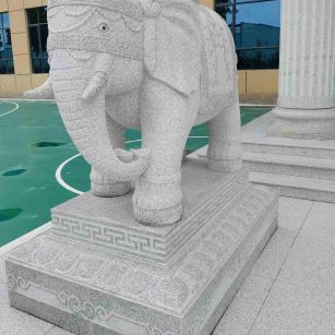 吕梁 白麻花岗岩动物异形石雕-大象