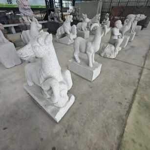吕梁 芝麻白花岗岩造型立体雕刻——十二生肖