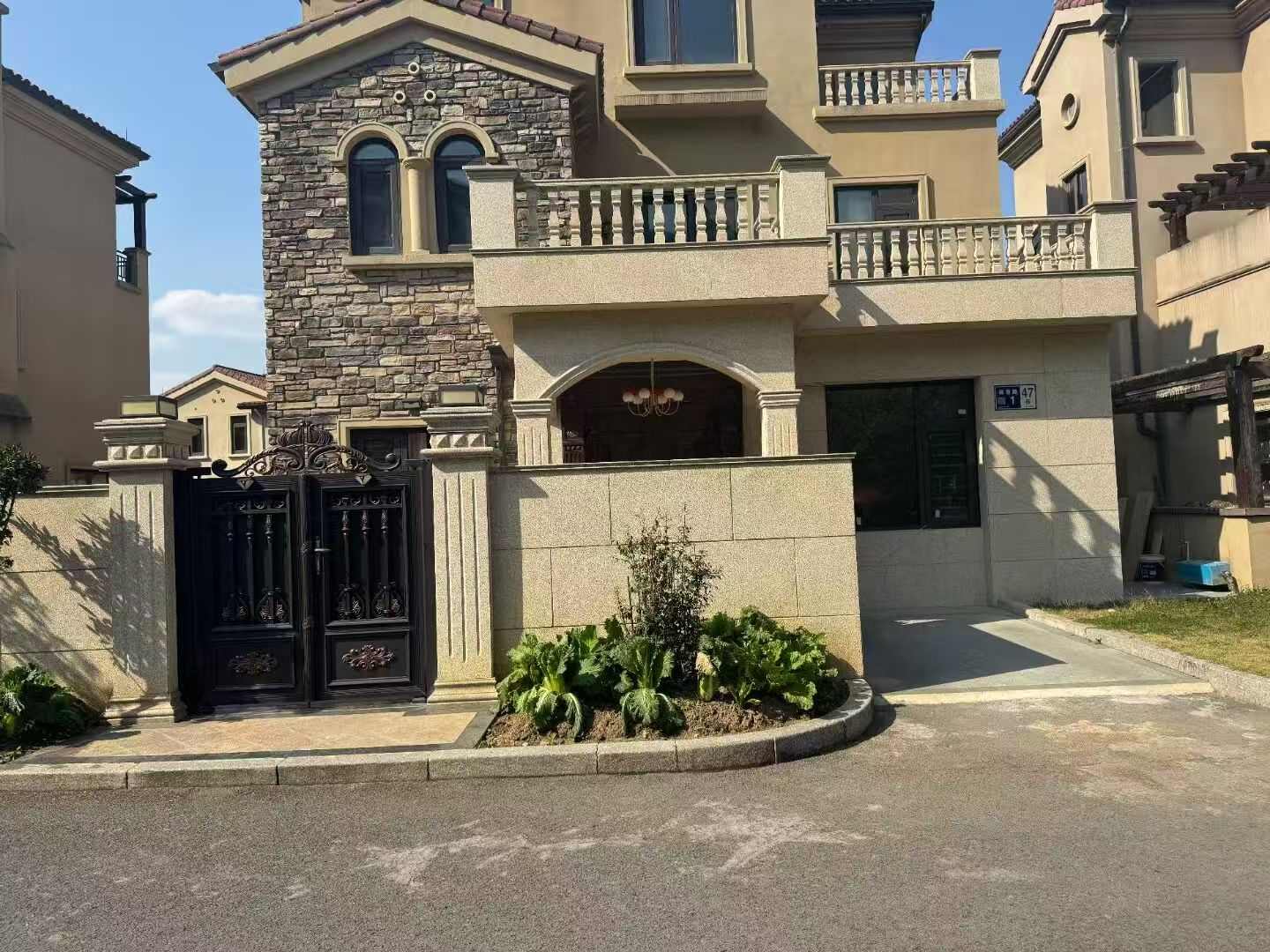 吕梁黄金麻别墅案例展示