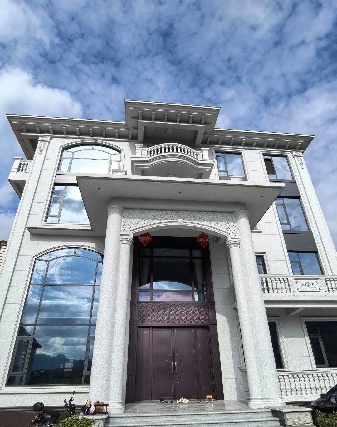 吕梁白麻别墅外墙干挂石材效果示例