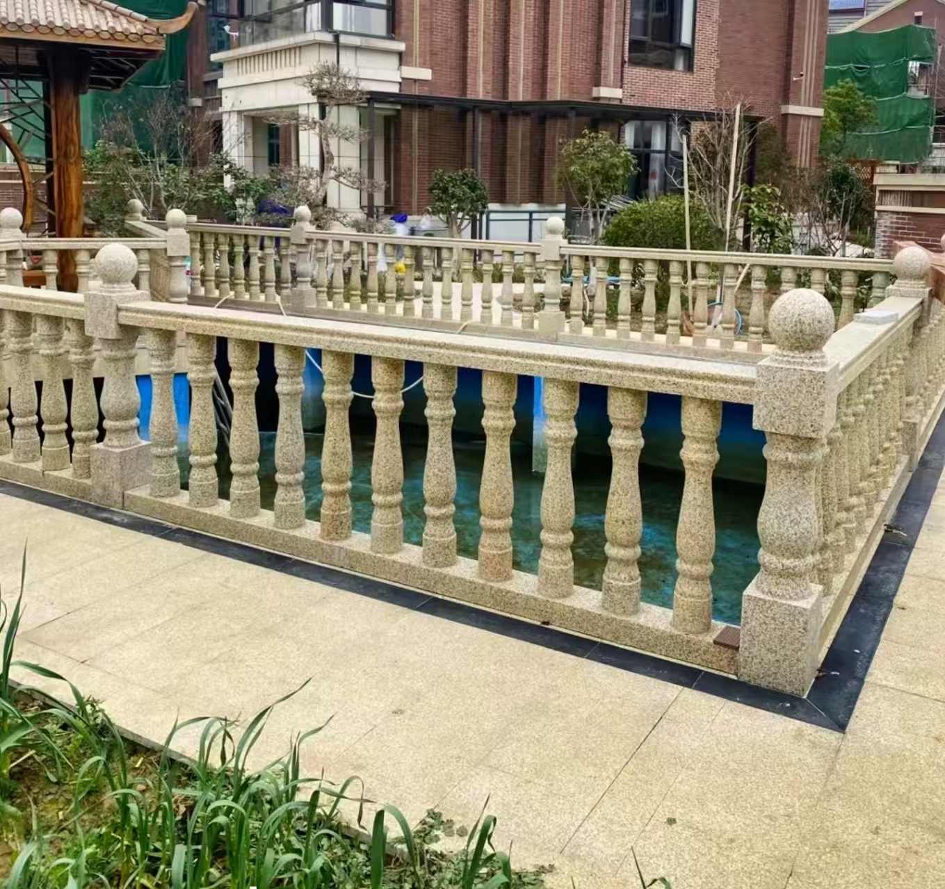 吕梁黄金麻花岗岩石材栏杆，扶手，将军柱，花瓶柱