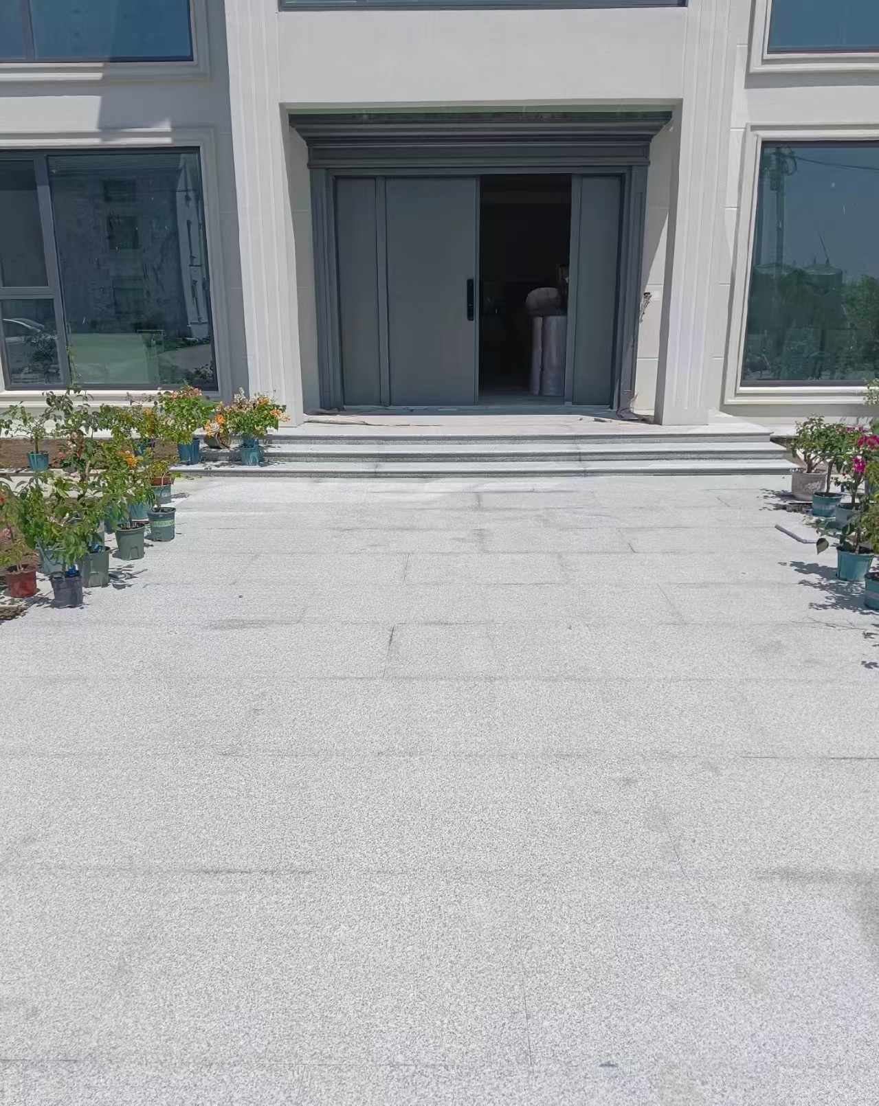 吕梁 芝麻白花岗岩地铺石地面铺装