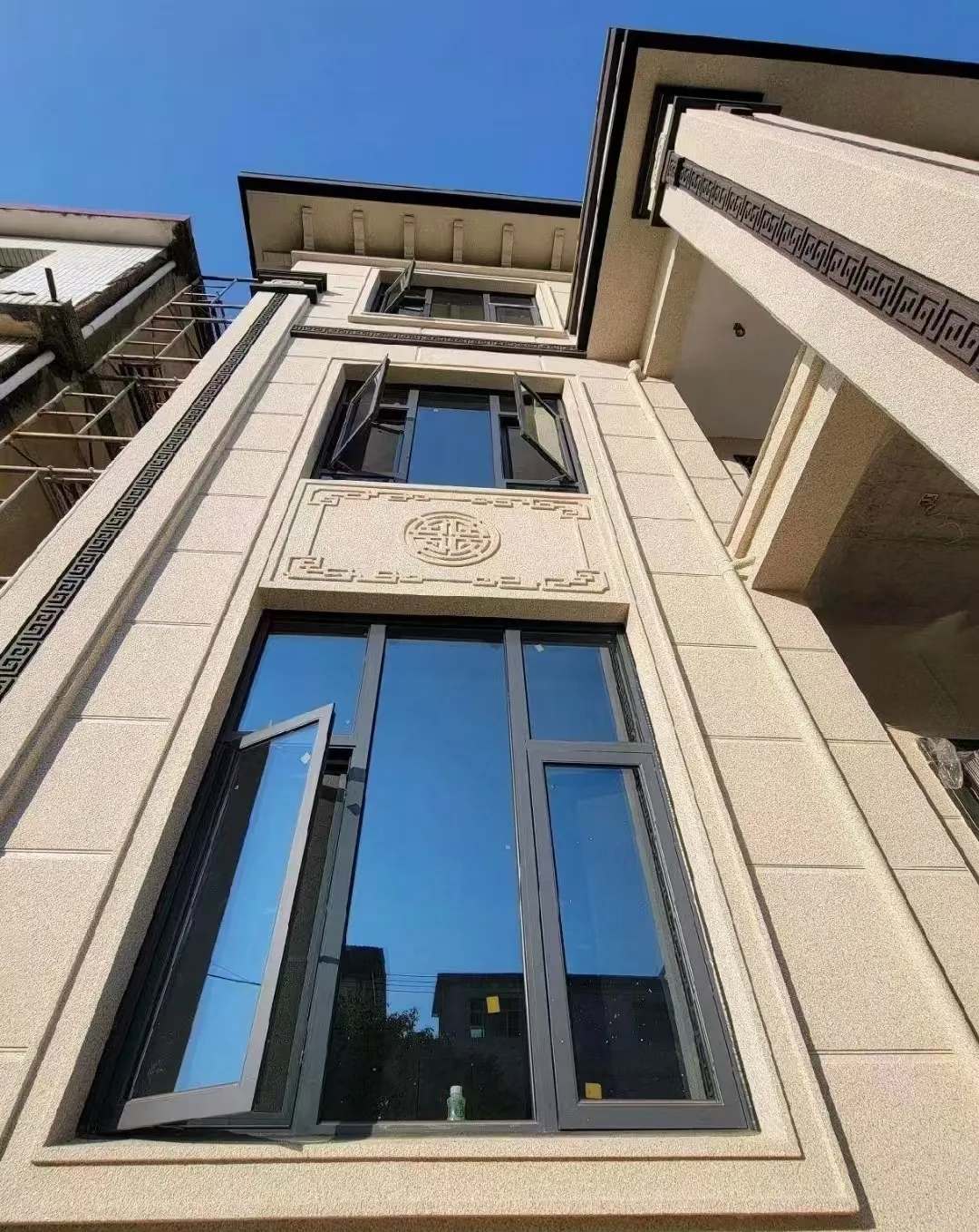 吕梁 黄金麻荔枝面别墅外墙干挂效果展示