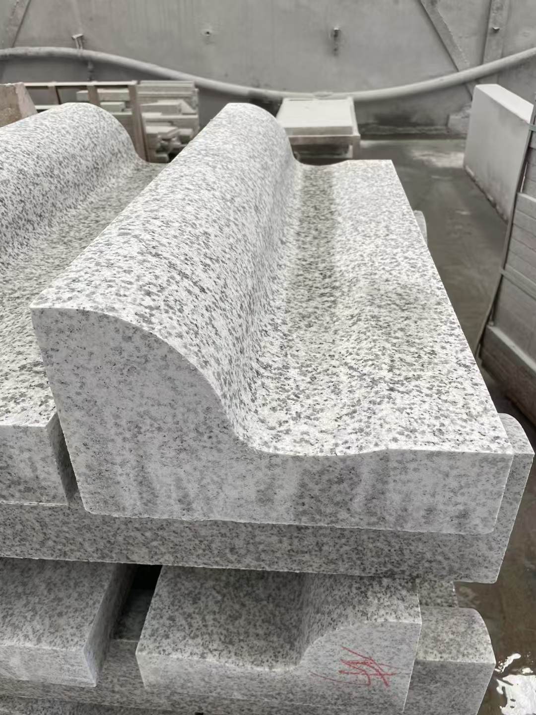 吕梁 白麻花岗岩S型路沿石，路侧石，马路牙子等