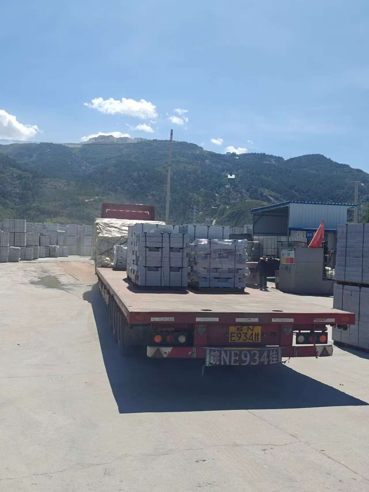 吕梁 芝麻白仿形路沿石，直形路沿石